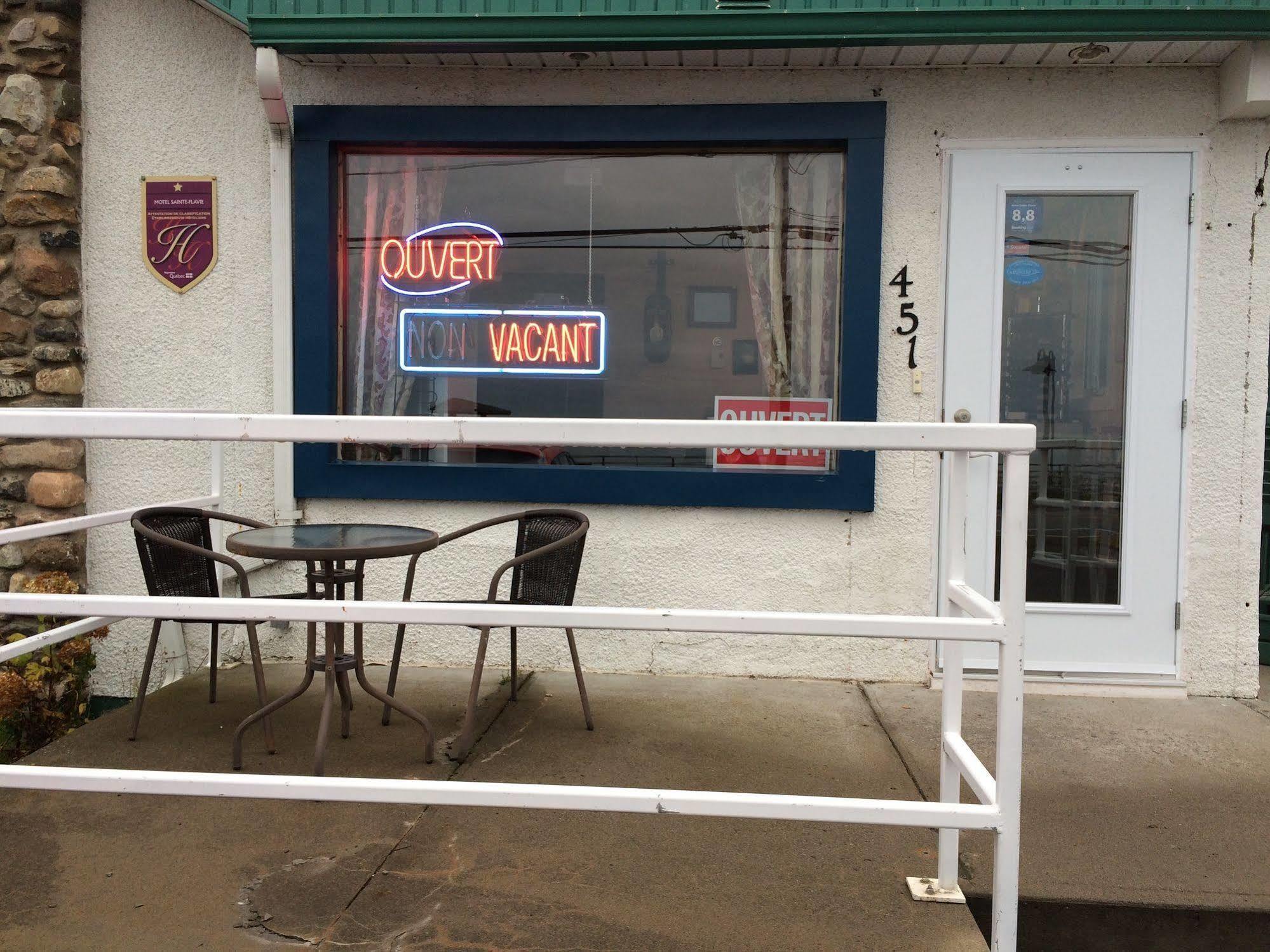 Motel Sainte-Flavie Luaran gambar